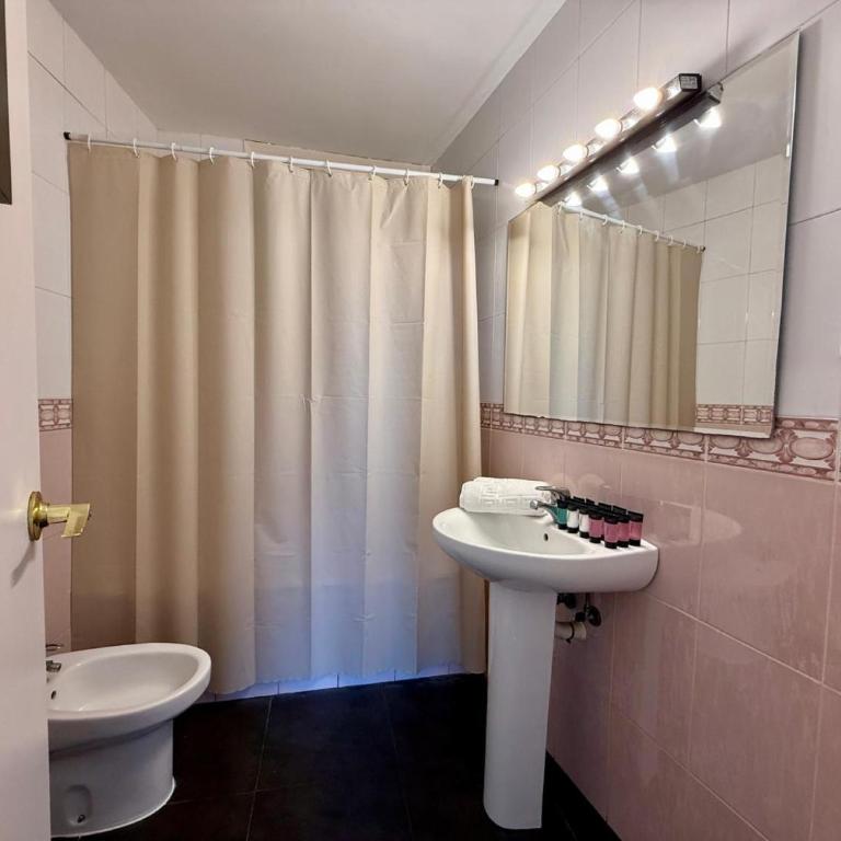 ApartEasy - 2bed with terrace next to the beach in Lloret - Apartamento de 2 dormitorios - 14