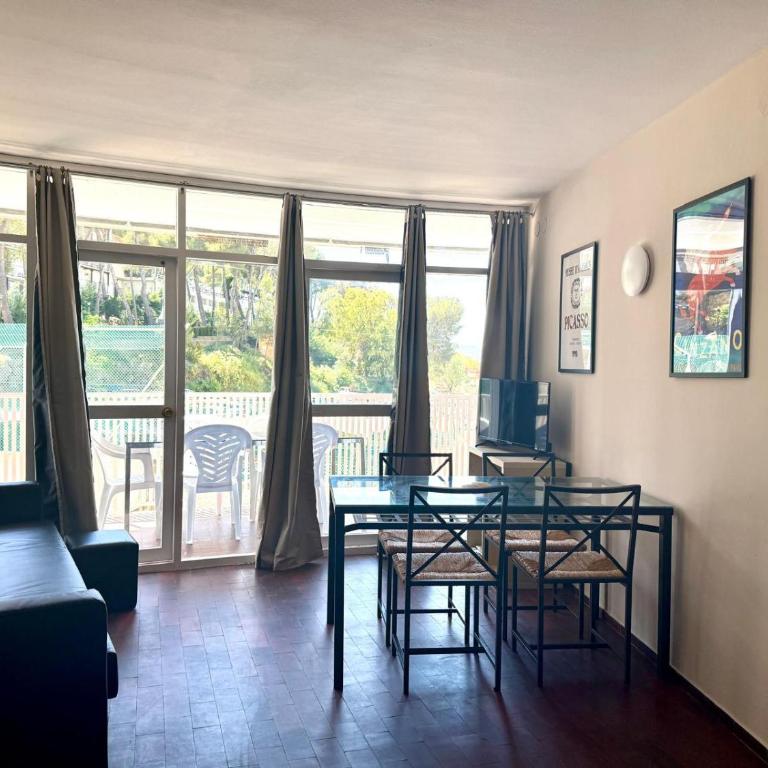 ApartEasy - 2bed with terrace next to the beach in Lloret - Apartamento de 2 dormitorios - 22