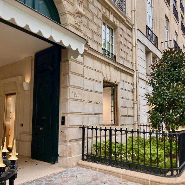 Sublime appartement 6P Montaigne, Champs-Elysées - Two-Bedroom Apartment - 24
