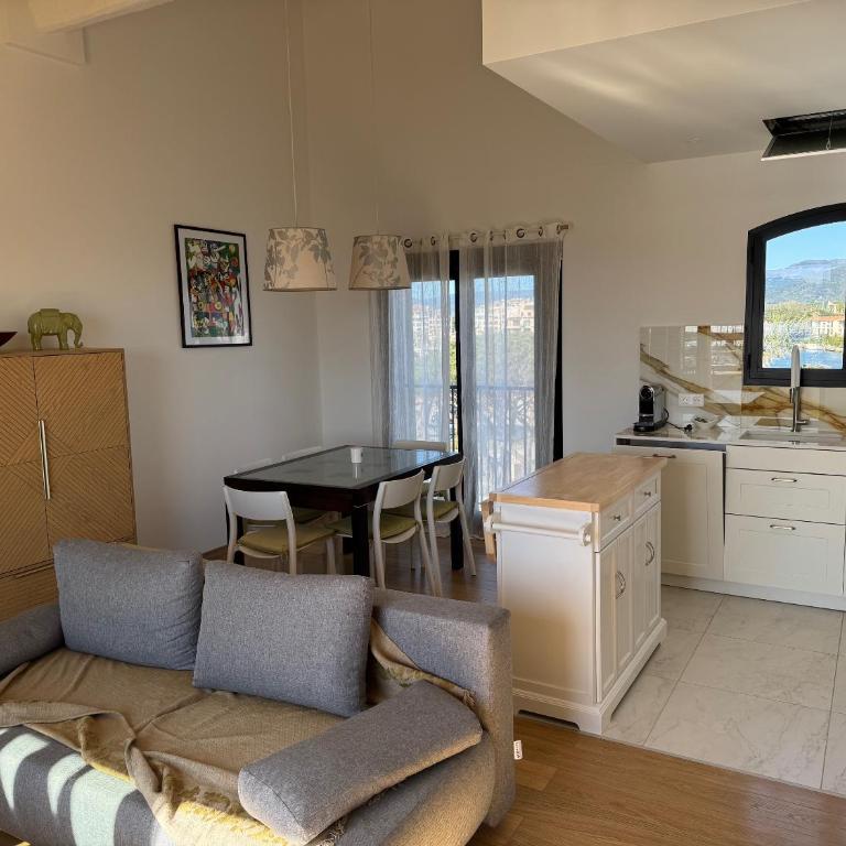 Brigantine Marines de Cogolin - Appartement - Vue sur Mer - 8