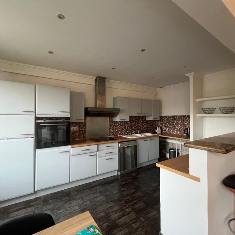 Centre d'Antibes - Charmant et lumineux - GD - Appartement 2 Chambres - 4