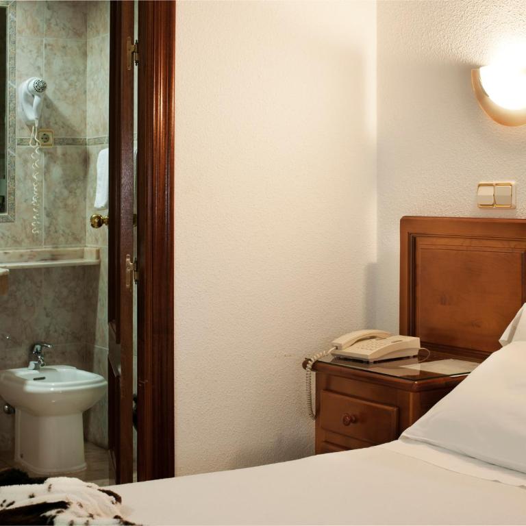 Hotel Martin - Habitación Doble - 1 o 2 camas - 10