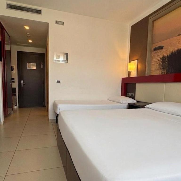 Kairos Garda Hotel - Be Happy Hotels - Camera Quadrupla - 12