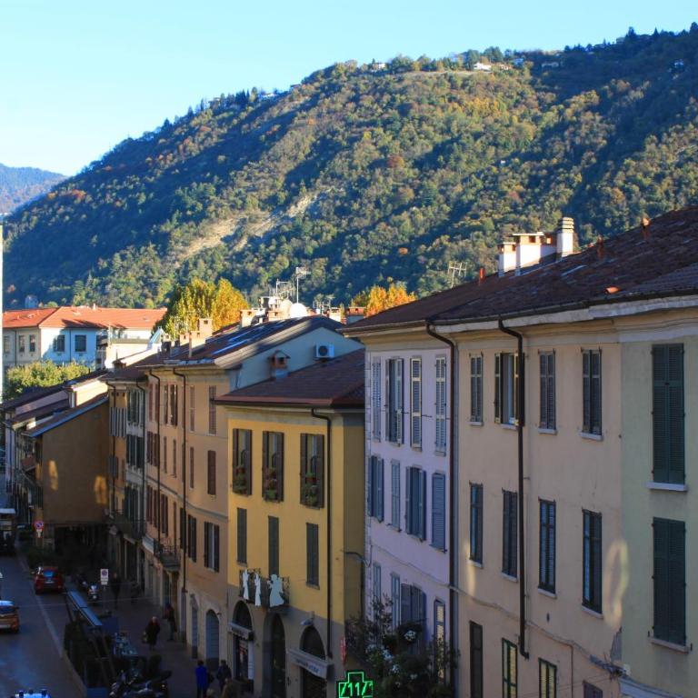 Le Dame Della Cortesella B&B - Triple Room with Private Bathroom - 21