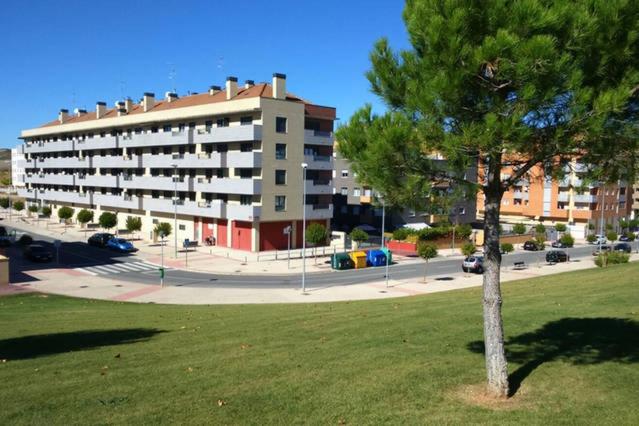 Apartamento el Parque AIRE CONDICIONADO PISCINA terraza con vistas montaña entorno tranquilo ideal mascotas - Apartamento de 1 dormitorio - 36