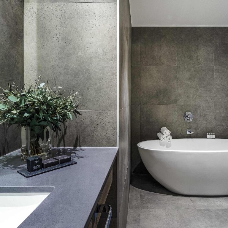 Pullman Santiago El Bosque - Executive Suite - 2