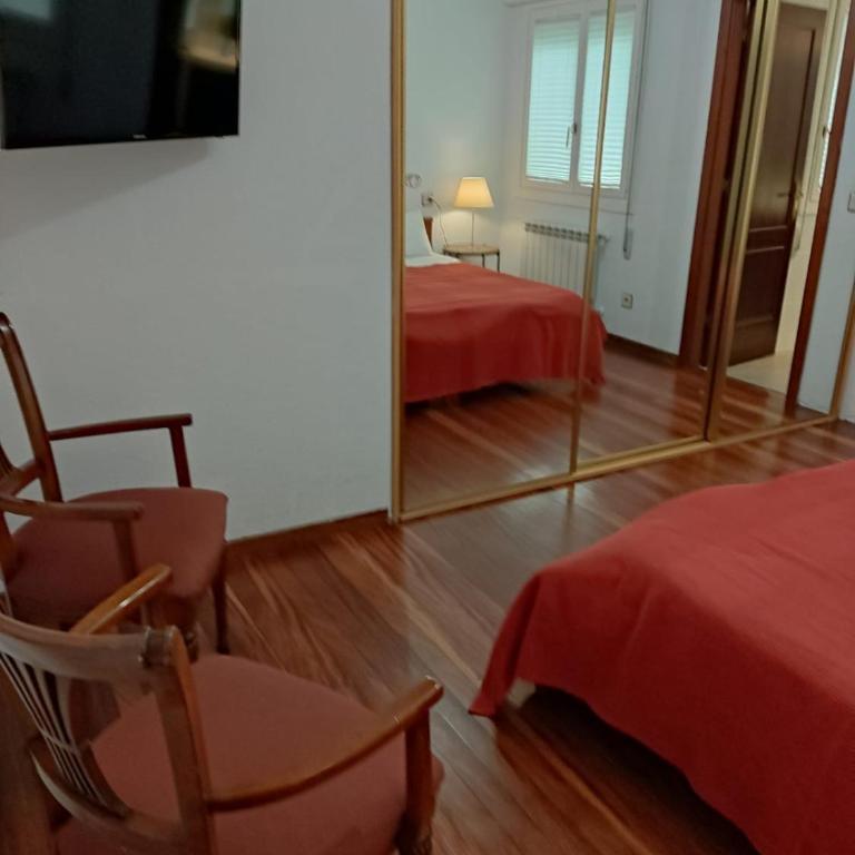 Llanes 30 PLAYAS - Two-Bedroom Apartment - 4