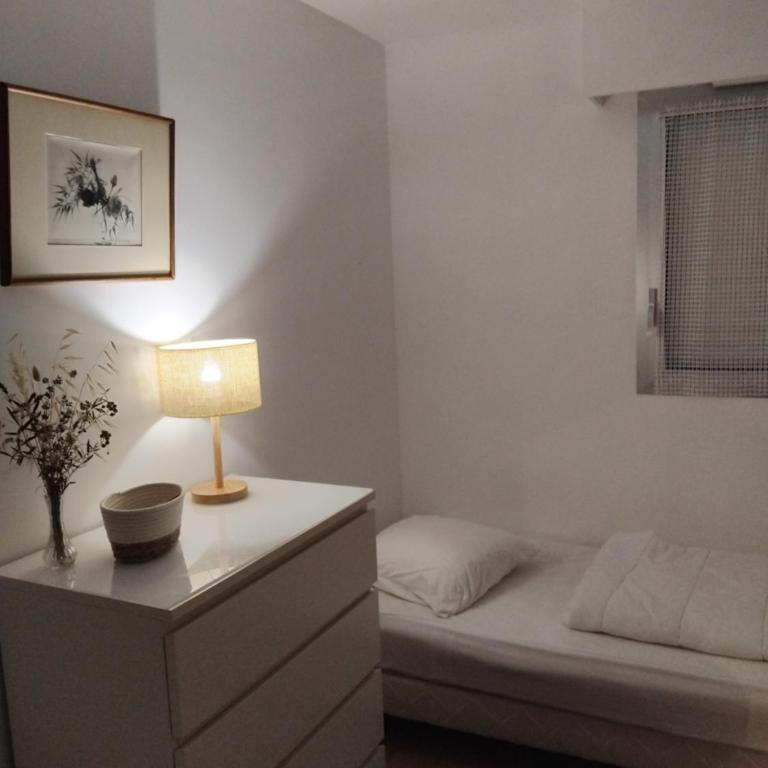 Bernard - One-Bedroom Apartment - 5
