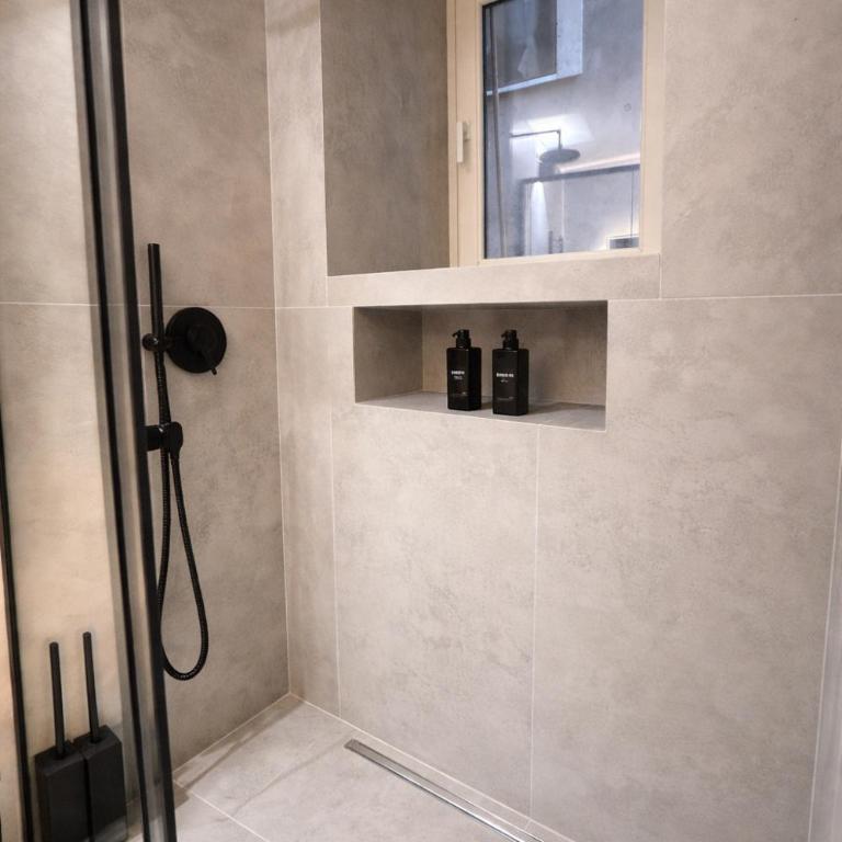 Cucunci Suite - Double Room with Park View - 23