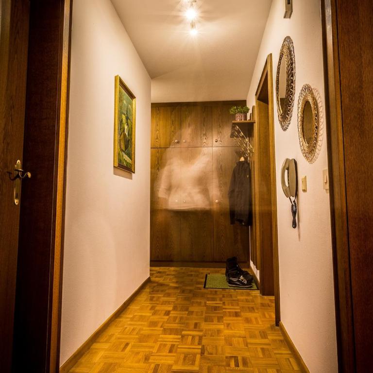 Apartment Rosa - One-Bedroom Apartment - 34