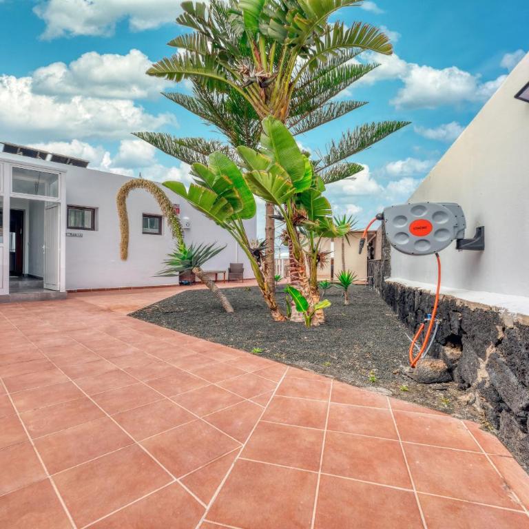 Villa Maria - Pool, Ping pong and Billiard - 10min from the Beach By Lanzarote Vacation Homes - Villa with Private Pool - 41