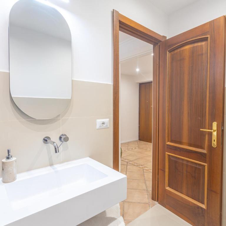Riva Privata - Modern living - One-Bedroom Apartment - 20