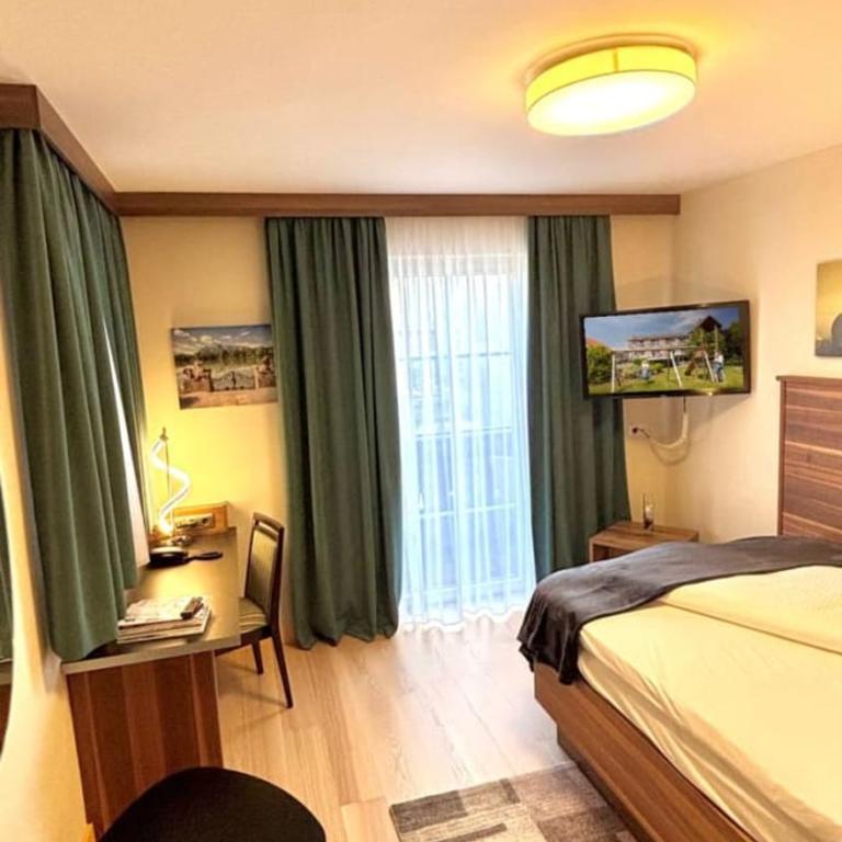 Hotel Frauenschuh Cafè - Einzelzimmer mit Balkon - 3