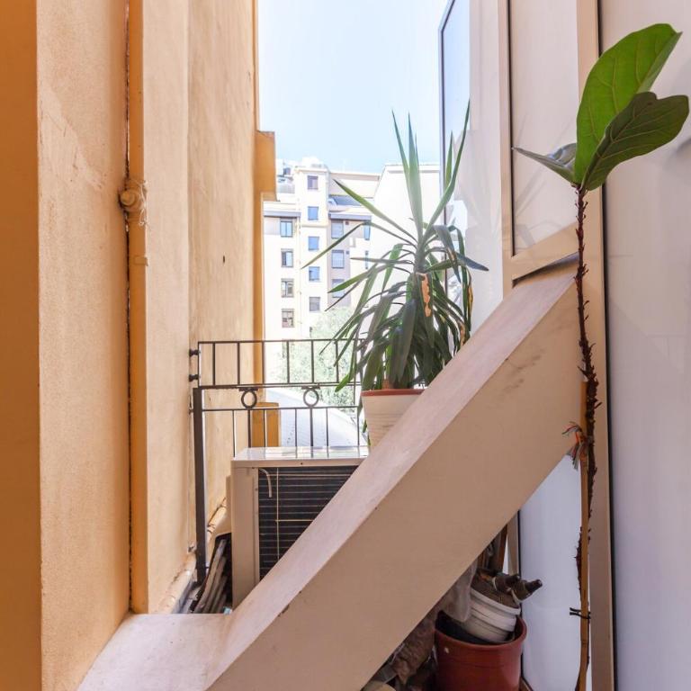 Arco Deco Central Apartment - Appartamento Monolocale con 1 Letto Matrimoniale - 5