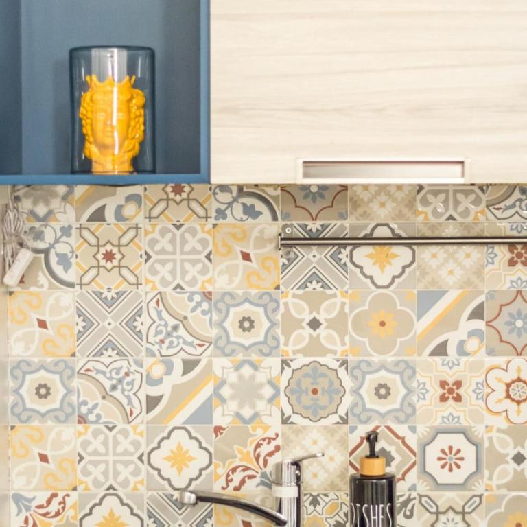 Arco Deco Central Apartment - Appartamento Monolocale con 1 Letto Matrimoniale - 16