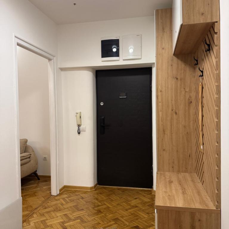 Lex Downtown Belgrade Apartment - One-Bedroom Apartment with Balcony - 6