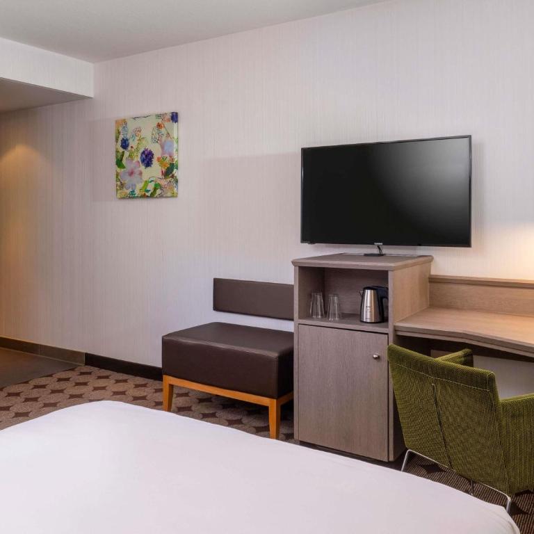 Mövenpick Hotel Nürnberg Airport - Superior Zweibettzimmer - 4