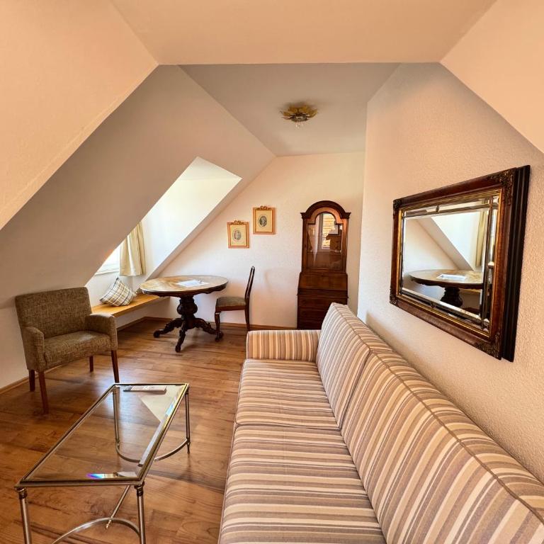 Hotel Spiegel Garni - Deluxe Suite - 3