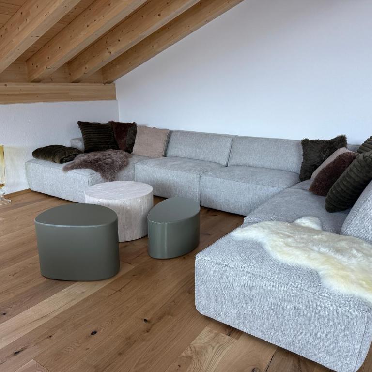 The Fam - Four-Bedroom Luxury Apartment - 22