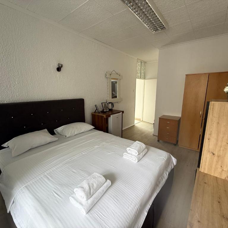 Old Town Apart - One-Bedroom Apartment - 4