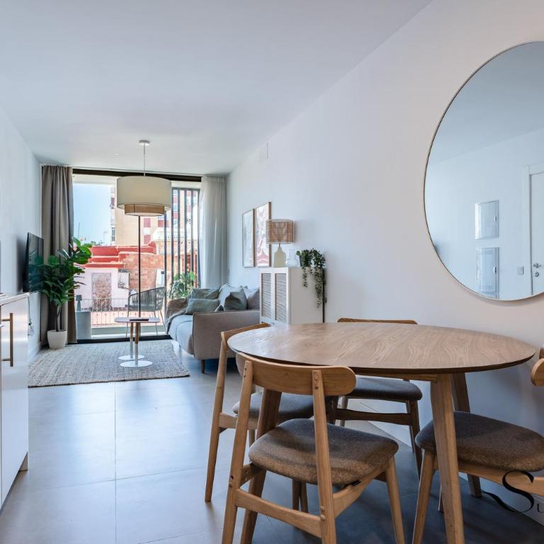 Fancy 2 Bedroom Fuengirola Escape REF071 - Apartamento de 2 dormitorios con balcón - 15