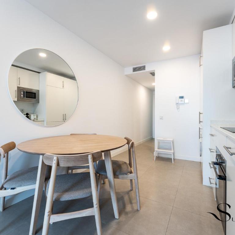 Fancy 2 Bedroom Fuengirola Escape REF071 - Apartamento de 2 dormitorios con balcón - 21