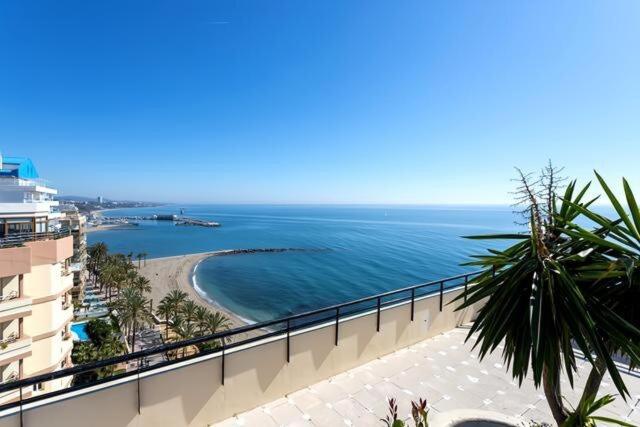 3 Hab. Primera Linea de Playa - Marbella centro - Apartment - 20