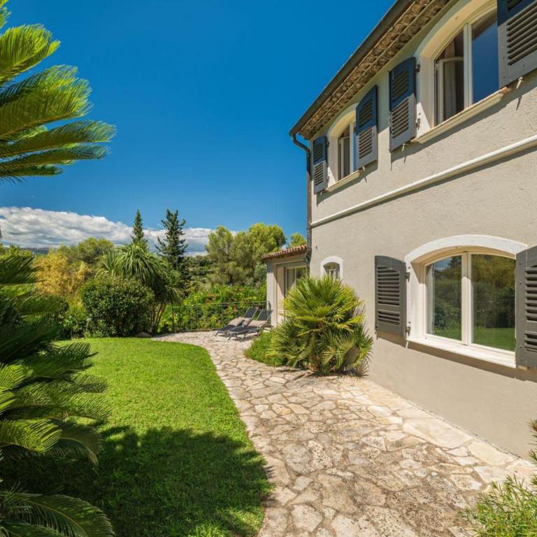 REF 2194 - Villa dException à Mougins - Villa - 34