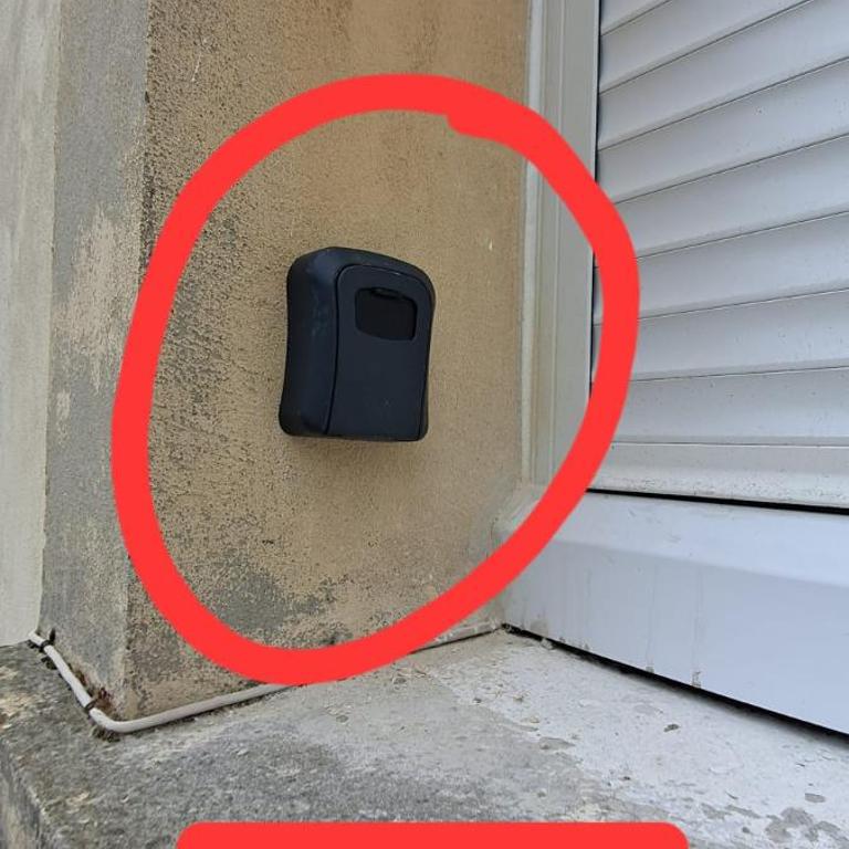 Le Nid Secret avec Parking privé gratuit à 5 min à pied de la plage - Appartement 1 Chambre - 29