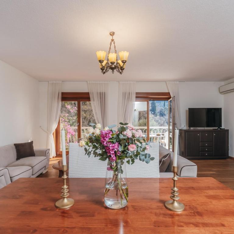 Apartments Pietra Mare - Two-Bedroom Apartment with Sea View - 4