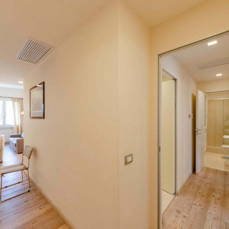 JOIVY Spacious Family Retreat - Two Apartments with Balcony - Appartamento - 18