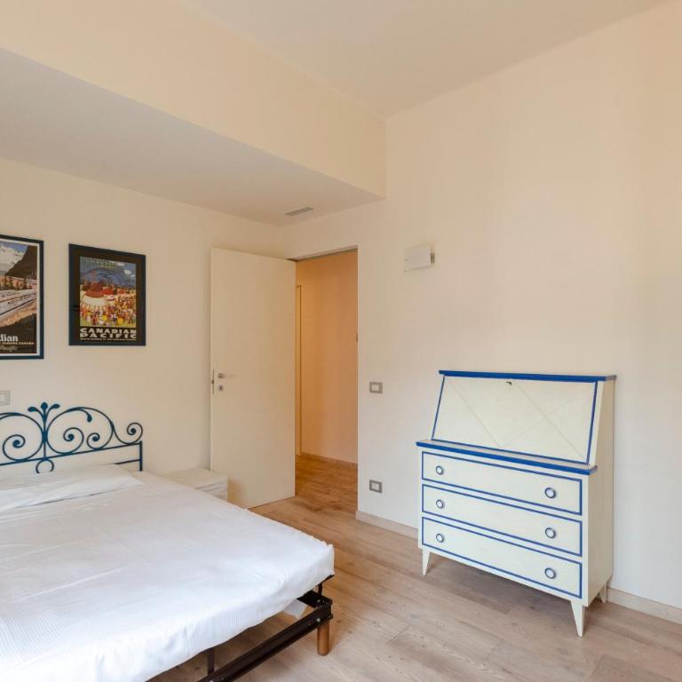 JOIVY Spacious Family Retreat - Two Apartments with Balcony - Appartamento - 20