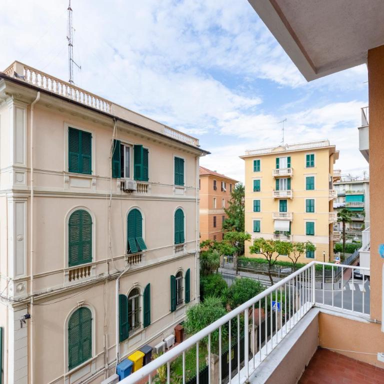 JOIVY Spacious Family Retreat - Two Apartments with Balcony - Appartamento - 6