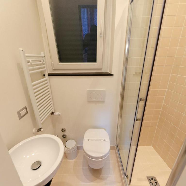 JOIVY Spacious Family Retreat - Two Apartments with Balcony - Appartamento - 44