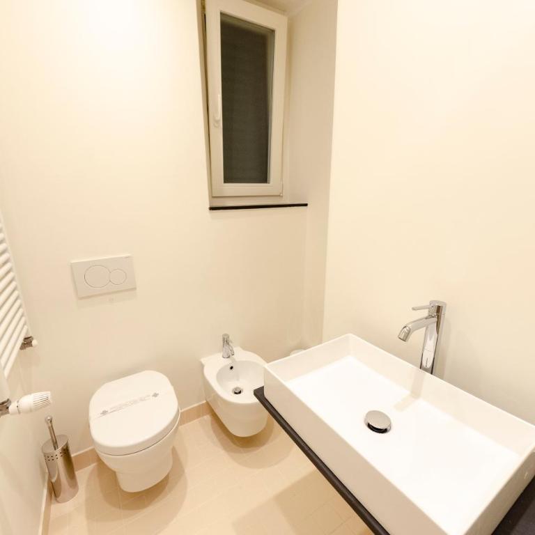 JOIVY Spacious Family Retreat - Two Apartments with Balcony - Appartamento - 36