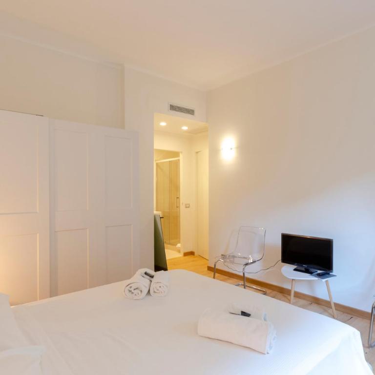 JOIVY Spacious Family Retreat - Two Apartments with Balcony - Appartamento - 34