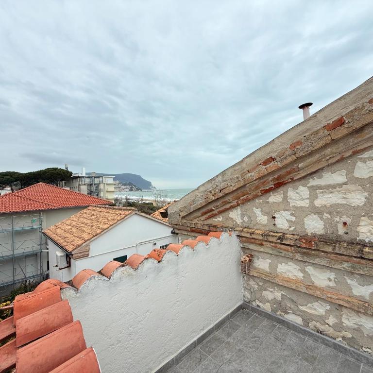 M458 - Marcelli, incantevole cielo-terra fronte mare - Three-Bedroom Apartment - 22