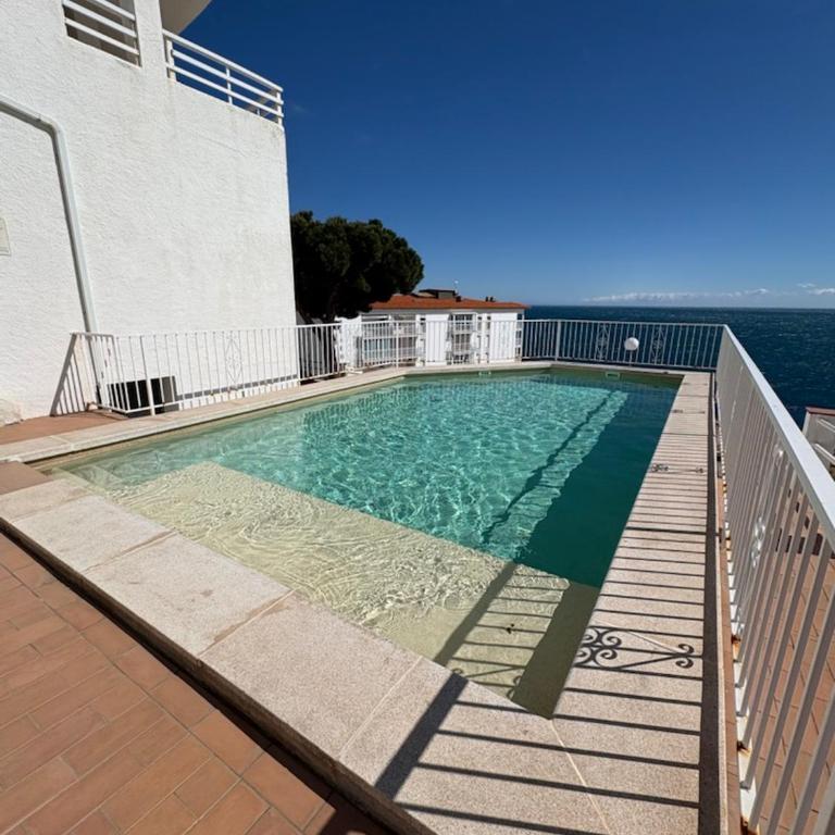 WELCS APARTAMENTO 069 EMP con Piscina frente al Mar - Apartamento con vistas al mar - 21