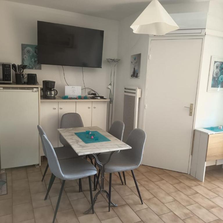 Charmant studio Palavas les flots bord de Mer - Appartement 1 Chambre - 4