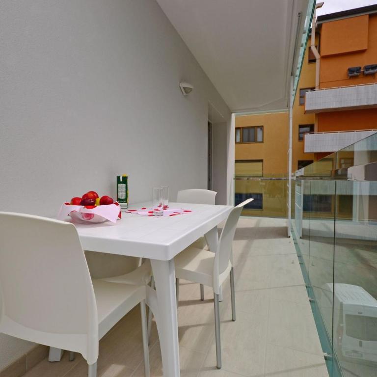 Your home away from home with pool - Appartamento - 1