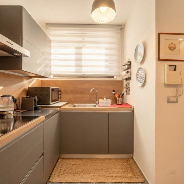 Elena's Garden Luxury Apartment - Appartement - 4