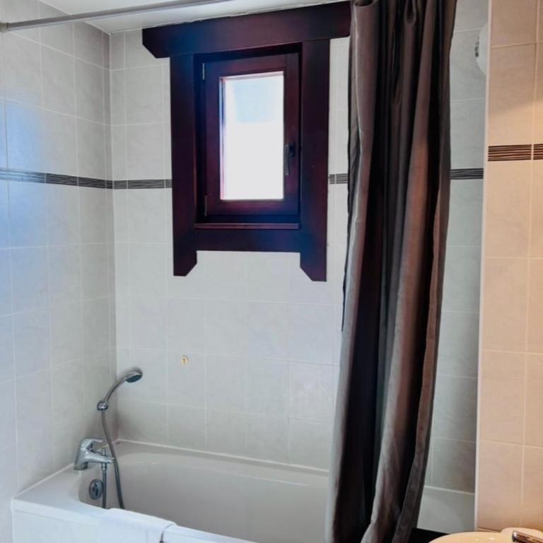 Flat with parking and balcony in Centre - Apartamento - 19