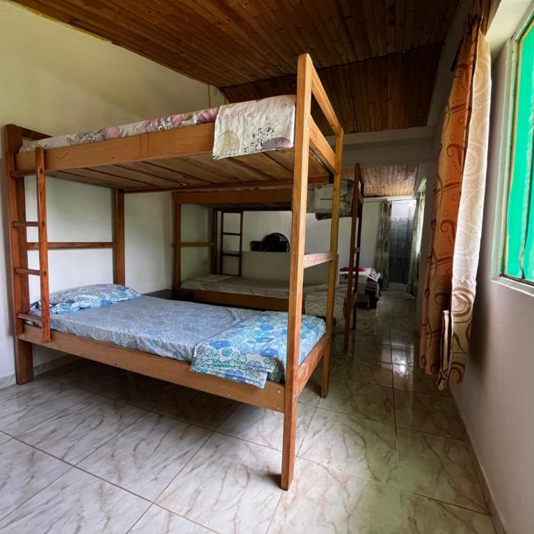 El Trapiche hospedaje y restaurante - Habitación con cama grande - 1