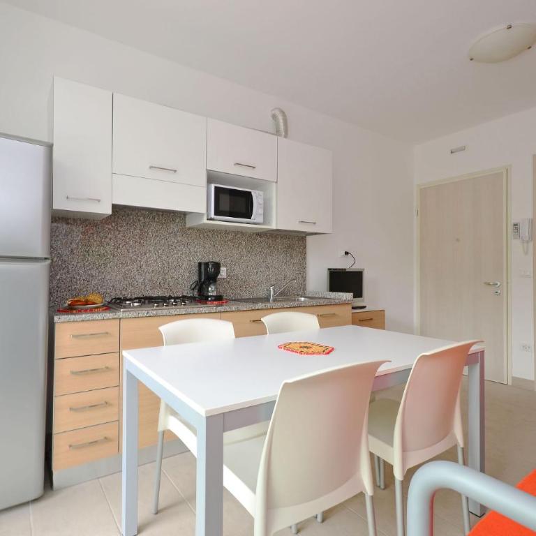 Beachside holiday retreat - Apartment - 4