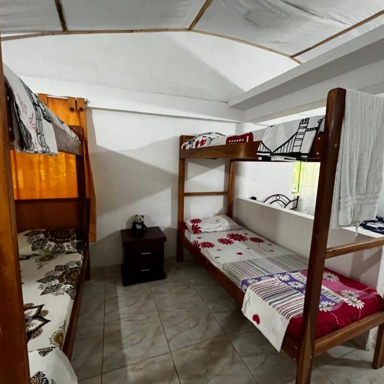 El Trapiche hospedaje y restaurante - Habitación con cama grande - 2