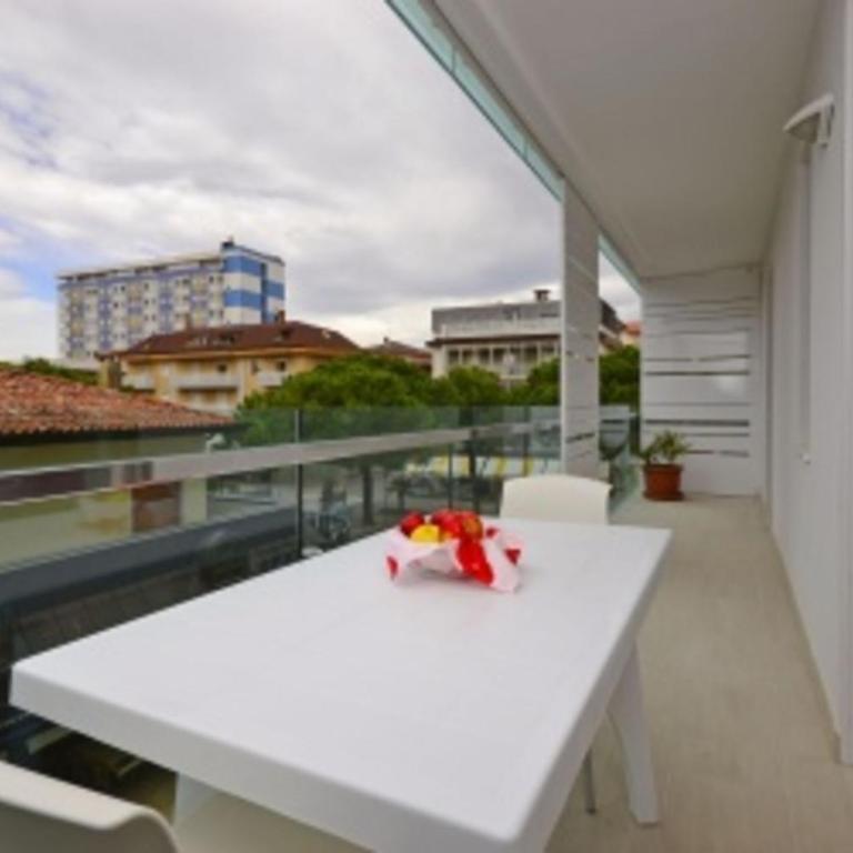 Spacious stay for families and friends - Apartment - 1