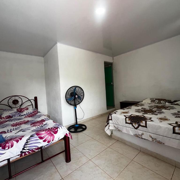 El Trapiche hospedaje y restaurante - Habitación Doble con balcón - 1 o 2 camas - 2