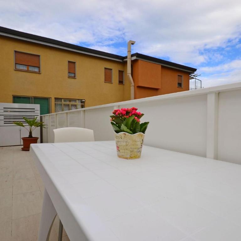 Charming retreat just steps from the beach - Appartamento - 1