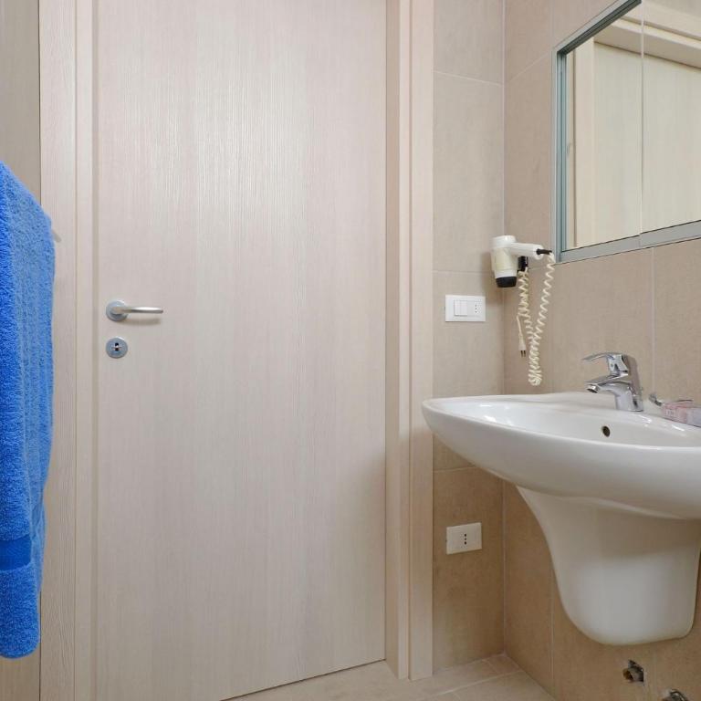 Charming retreat just steps from the beach - Appartamento - 12