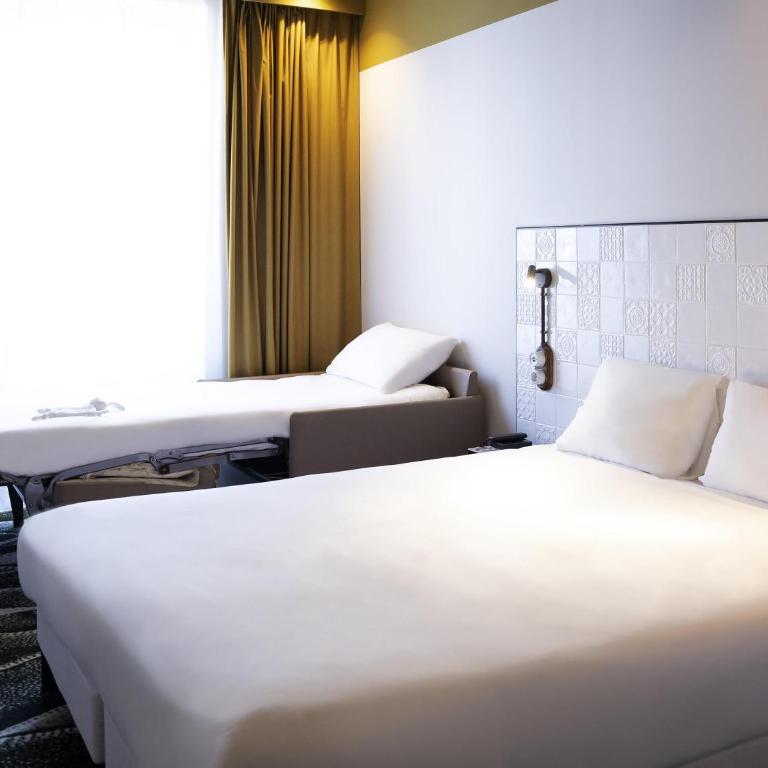 ibis Styles Paris Gare De Lyon TGV - Chambre Triple avec 1 Lit Double et 1 Canapé-Lit - 3
